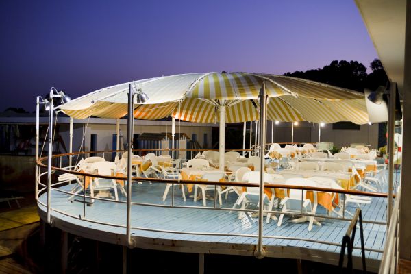 Cost of Commercial Deck Repair in Petaluma