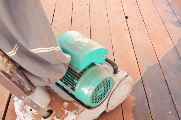Cost of Cedar Deck Sanding in Petaluma